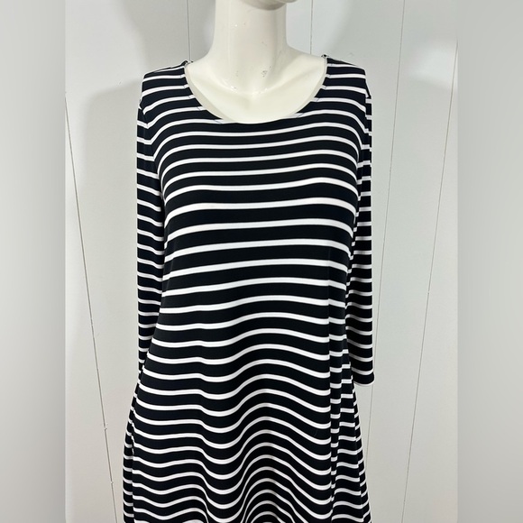 Chicos Women's Black & White Stripe Dress Long Sleeve Sz 0/ Small 3/4 Sleeve - Picture 2 of 10